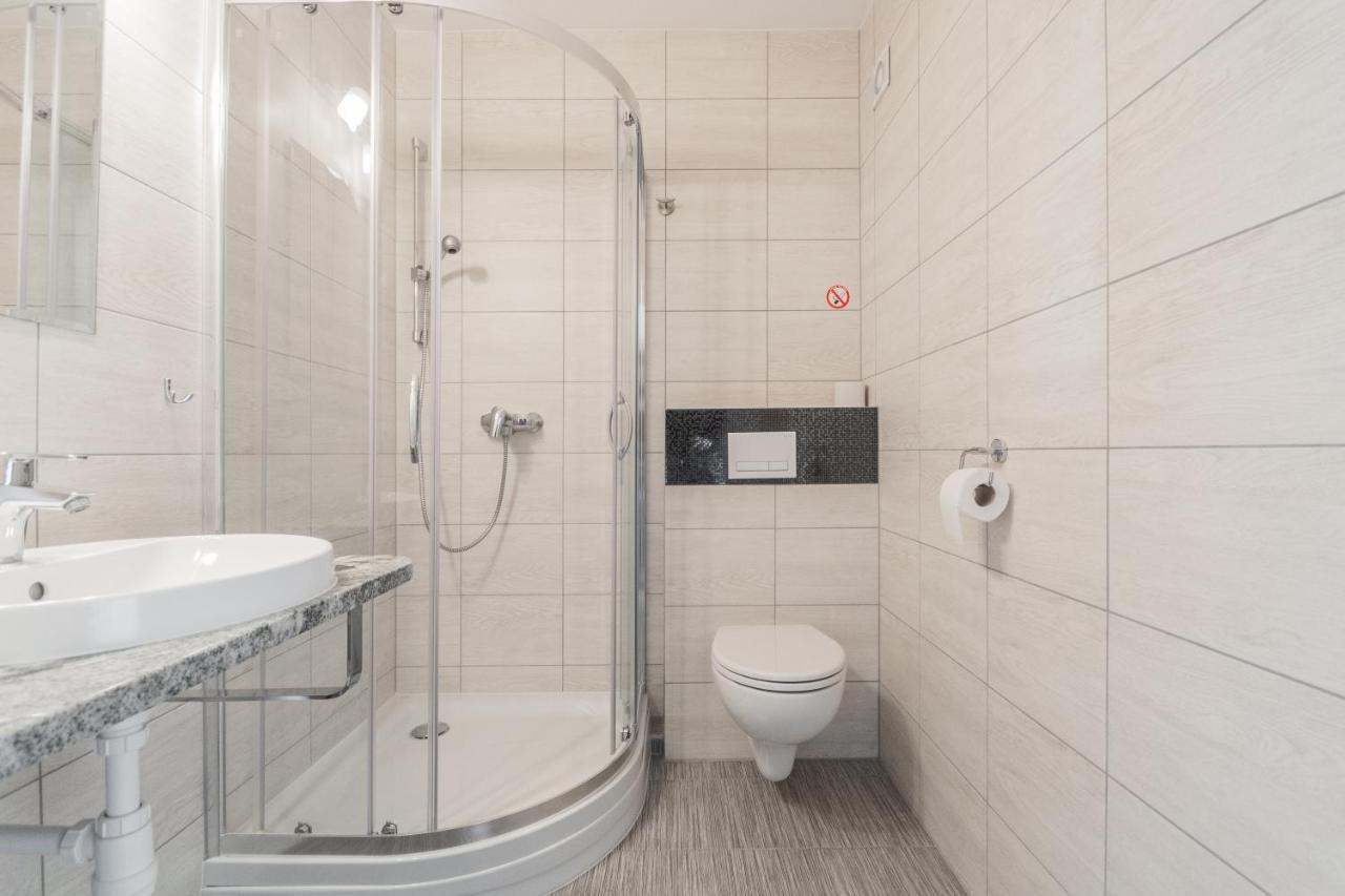 Pokoje Goscinne Frik Jantar Dış mekan fotoğraf