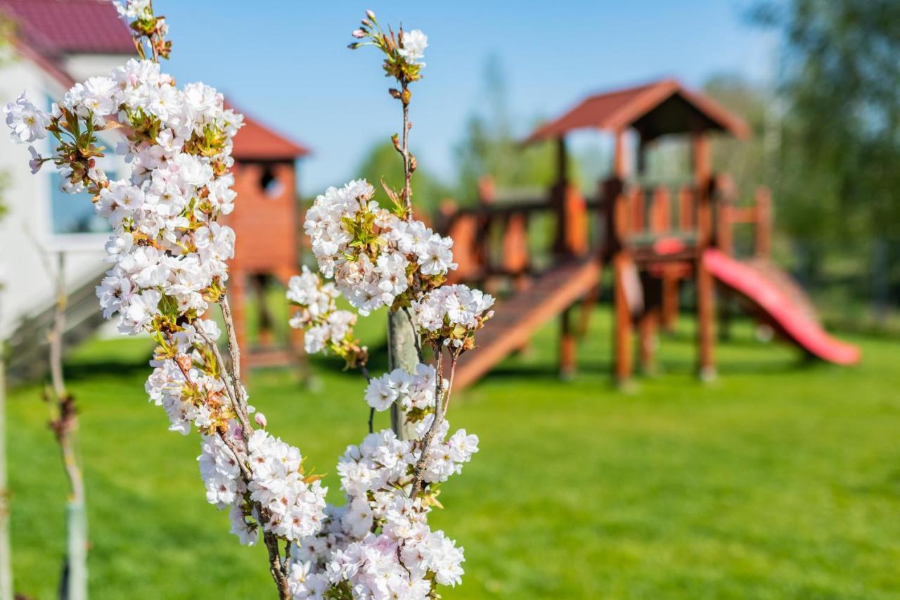 Pokoje Goscinne Frik Jantar Dış mekan fotoğraf